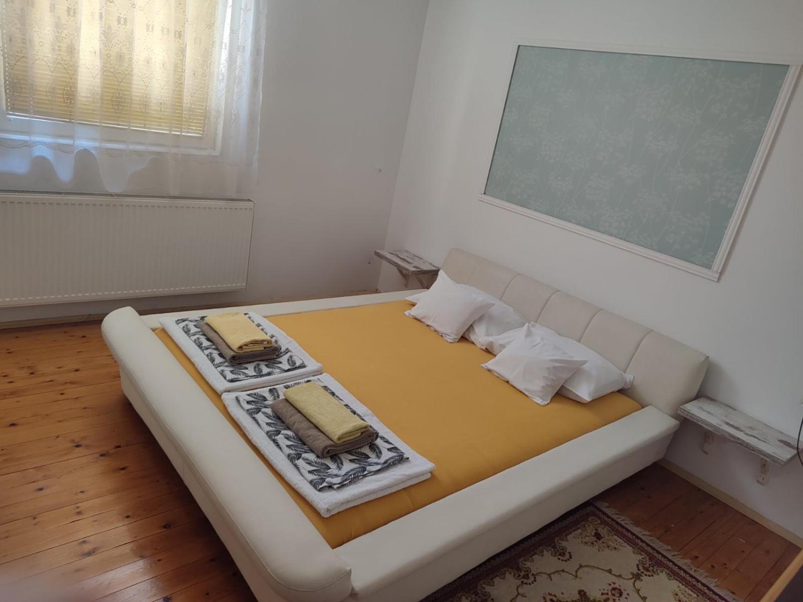 Apartman Centar Krusevac Ngoại thất bức ảnh