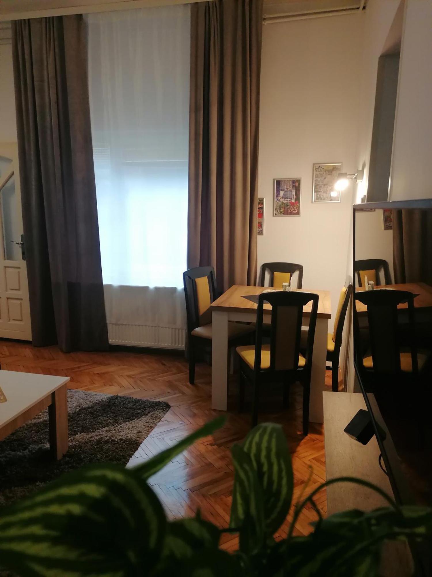 Apartman Centar Krusevac Ngoại thất bức ảnh